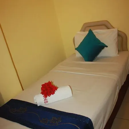 Sun Inns Dmind Seri Kembangan Bagian luar foto